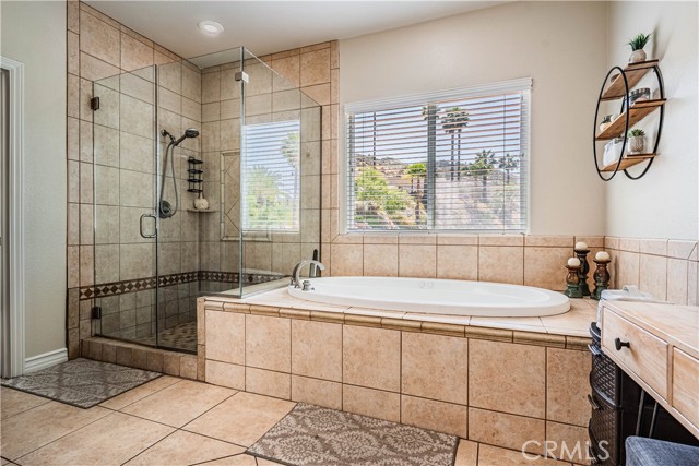 Detail Gallery Image 25 of 53 For 30614 Emperor Dr, Canyon Lake,  CA 92587 - 6 Beds | 4 Baths