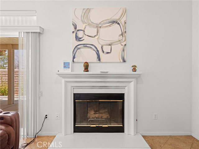 Detail Gallery Image 17 of 31 For 11393 Country Club Dr, Apple Valley,  CA 92308 - 3 Beds | 2 Baths