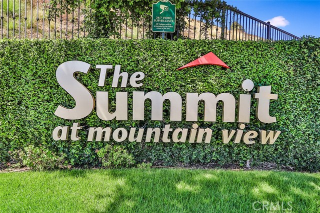 Detail Gallery Image 8 of 61 For 13910 Mountain View Pl, Sylmar,  CA 91342 - 5 Beds | 3 Baths
