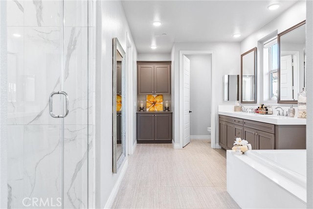 Detail Gallery Image 37 of 57 For 202 Geyser, Irvine,  CA 92618 - 4 Beds | 4/1 Baths