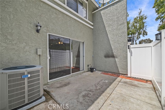 23006 Via Cereza, Mission Viejo CA: https://media.crmls.org/medias/7c6417f8-b715-4bee-9e75-b71815ea75c4.jpg