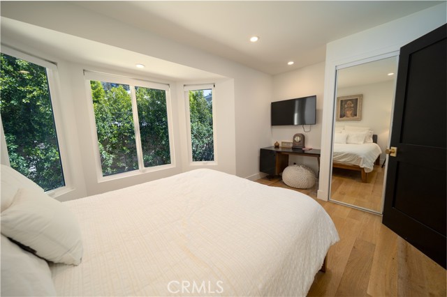 Detail Gallery Image 36 of 45 For 23443 Hatteras St, Woodland Hills,  CA 91367 - 5 Beds | 4 Baths