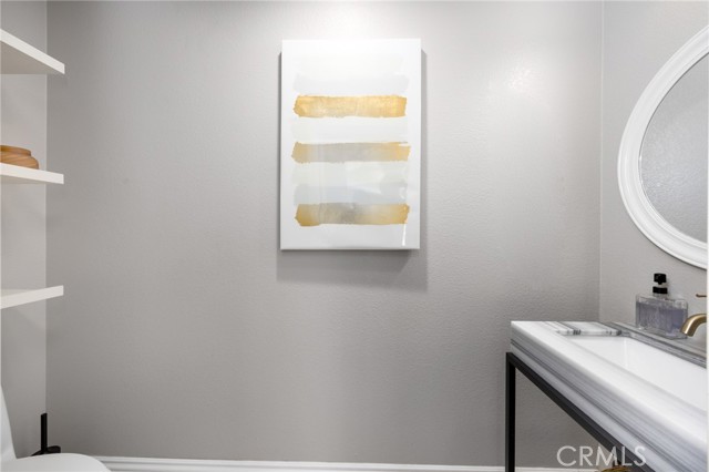 Detail Gallery Image 15 of 57 For 13216 Finish Draft Ct, Corona,  CA 92880 - 5 Beds | 4/1 Baths