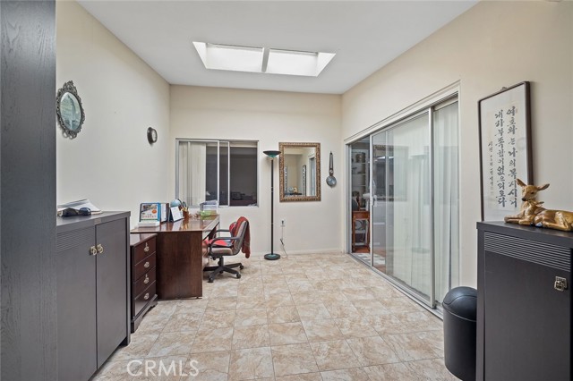 13430 St Andrews Drive, Seal Beach CA: https://media.crmls.org/medias/7c64b39b-4cf3-4ccd-8c26-fe78264120a4.jpg