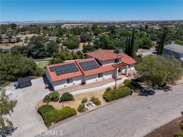 Detail Gallery Image 2 of 39 For 2322 Almond Springs Drive, Paso Robles,  CA 93446 - 5 Beds | 4 Baths