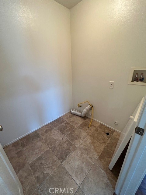 Detail Gallery Image 31 of 46 For 1911 Cefalu Ct, Riverside,  CA 92507 - 5 Beds | 2/1 Baths