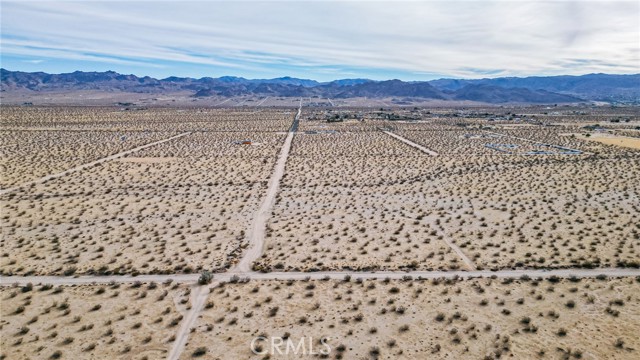 Detail Gallery Image 11 of 29 For 4500 Laferney Ave, Joshua Tree,  CA 92252 - – Beds | – Baths