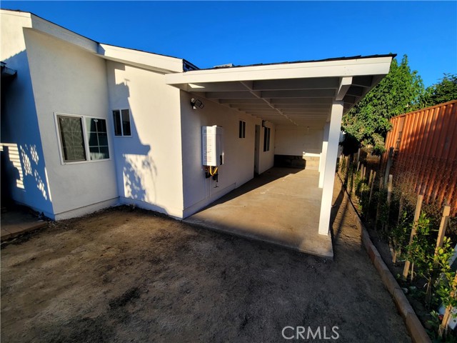 15330 Hart Street, Van Nuys CA: https://media.crmls.org/medias/7c66a1c9-d3bd-4e3d-a15b-1605aad6f5f4.jpg