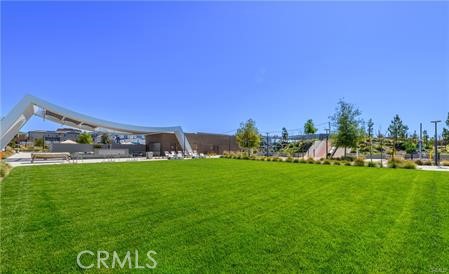 https://media.crmls.org/medias/7c6705bf-735c-4411-a102-1d0be1a4a7b3.jpg?preset=X-Large