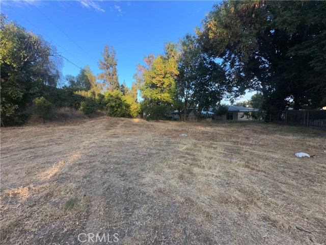 10810 Woodley Avenue, Granada Hills CA: https://media.crmls.org/medias/7c698fcb-0a75-48de-9bbb-72d6db665eab.jpg