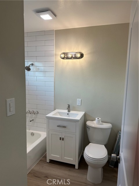 Detail Gallery Image 12 of 15 For 7832 Ronald Drive, Huntington Beach,  CA 92647 - – Beds | – Baths
