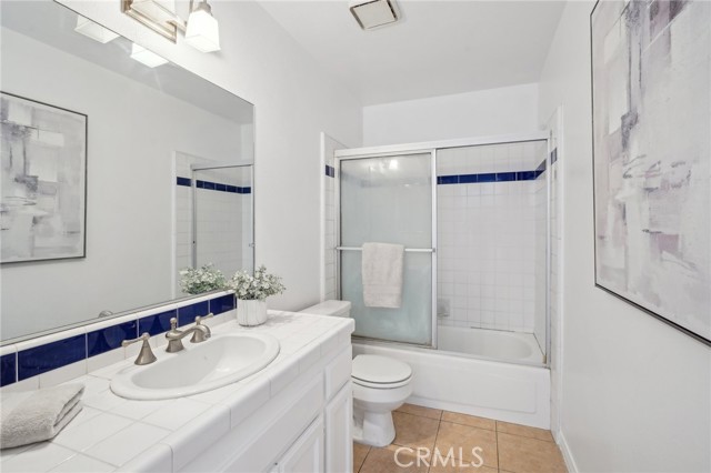 1924 Mathews Avenue, Redondo Beach CA: https://media.crmls.org/medias/7c69f3b5-8794-493d-aa51-03e046195af2.jpg