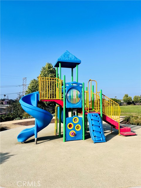 1401 Turin Lane, Los Angeles CA: https://media.crmls.org/medias/7c6acbc2-1a1c-4c0d-8703-f390c062edb4.jpg