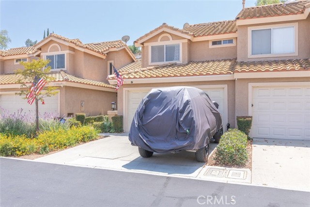 13208 Setting Sun Court, Chino Hills CA: https://media.crmls.org/medias/7c6bda82-fba3-4e33-b36a-dfb3c5464b70.jpg