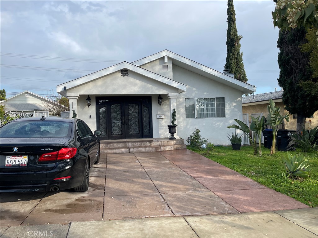 1246 IrvingGlendale img 1
