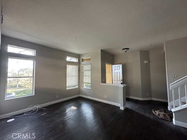 Detail Gallery Image 5 of 14 For 44 via Madera, Rancho Santa Margarita,  CA 92688 - 3 Beds | 2/1 Baths