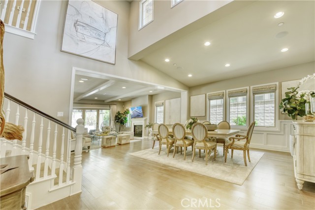 46 Shadybend, Irvine CA: https://media.crmls.org/medias/7c6d0c74-f298-4d8d-b3dc-a49631efdd65.jpg