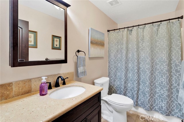 Detail Gallery Image 27 of 75 For 19978 Eyota, Apple Valley,  CA 92308 - 4 Beds | 3 Baths