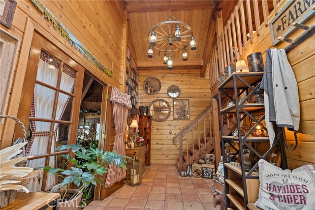 116 Pine Ridge Road, Crestline CA: https://media.crmls.org/medias/7c6de1ba-8dae-4970-bc64-4469e7e86b46.jpg