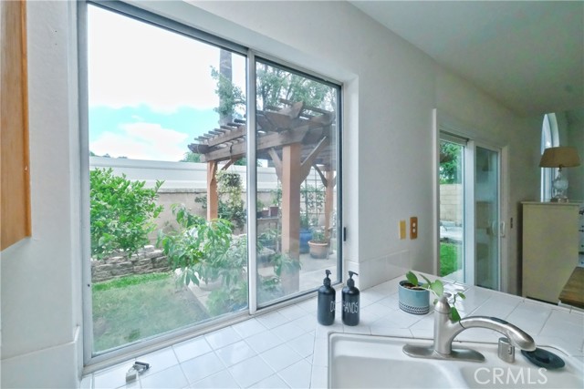 Detail Gallery Image 14 of 31 For 1778 Rockview Way, Pomona,  CA 91766 - 3 Beds | 3 Baths