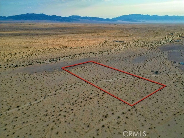 1 Sullivan Rd, 29 Palms CA: https://media.crmls.org/medias/7c6e6f9c-4f28-41d6-9155-63179a578eea.jpg