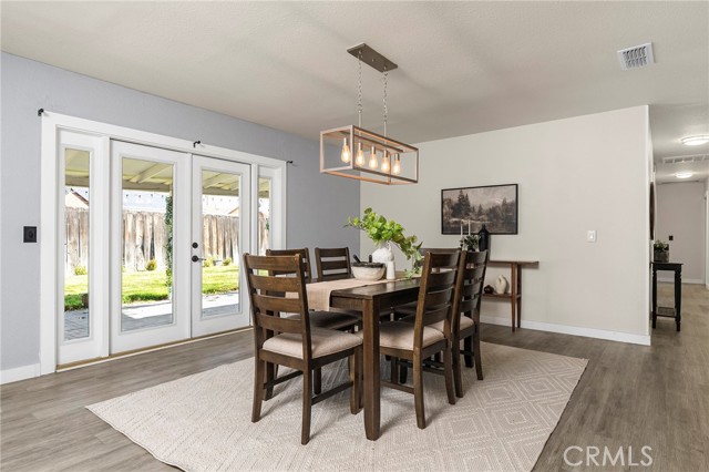 Detail Gallery Image 17 of 50 For 2251 Notre Dame Bld, Chico,  CA 95928 - 4 Beds | 2 Baths
