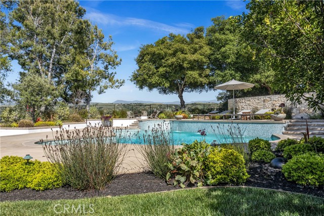 Detail Gallery Image 34 of 69 For 106 Panorama, Coto de Caza,  CA 92679 - 5 Beds | 4/1 Baths