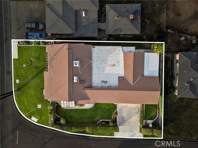 Detail Gallery Image 33 of 35 For 240 S Real, Bakersfield,  CA 93309 - 3 Beds | 2 Baths