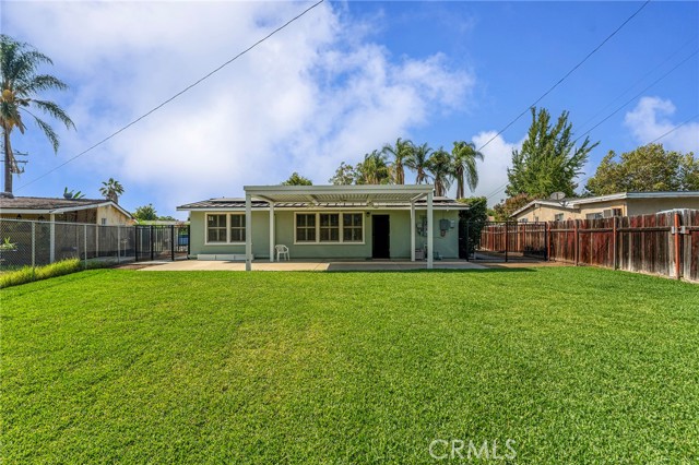 1908 E Walnut Creek Parkway, West Covina CA: https://media.crmls.org/medias/7c73a5e3-b801-4593-9a13-4fda508d1763.jpg