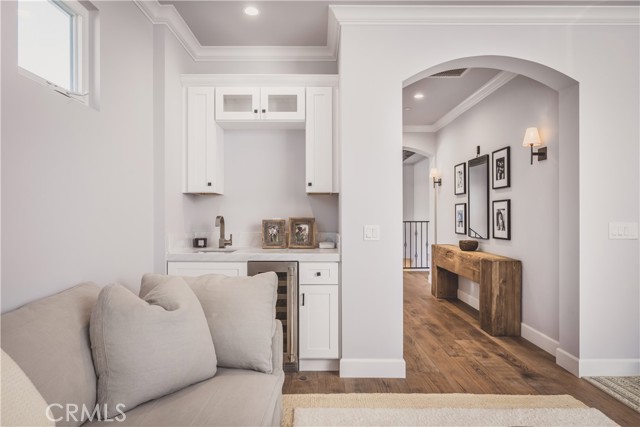 Detail Gallery Image 32 of 39 For 717 35th St, Manhattan Beach,  CA 90266 - 4 Beds | 4/2 Baths