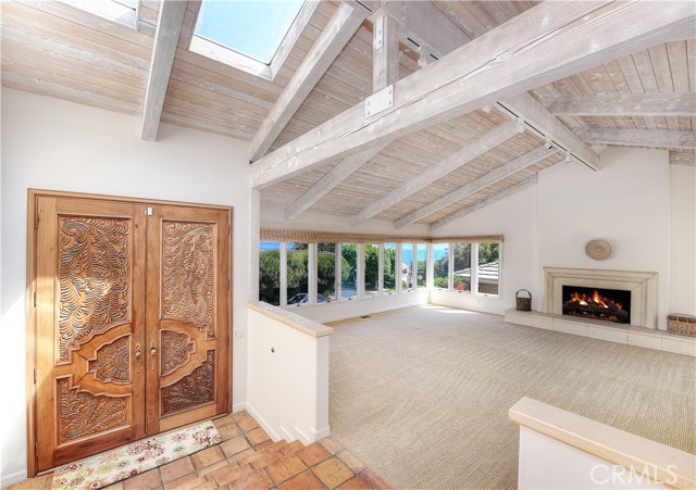 Detail Gallery Image 6 of 28 For 906 Emerald Bay, Laguna Beach,  CA 92651 - 4 Beds | 2/1 Baths