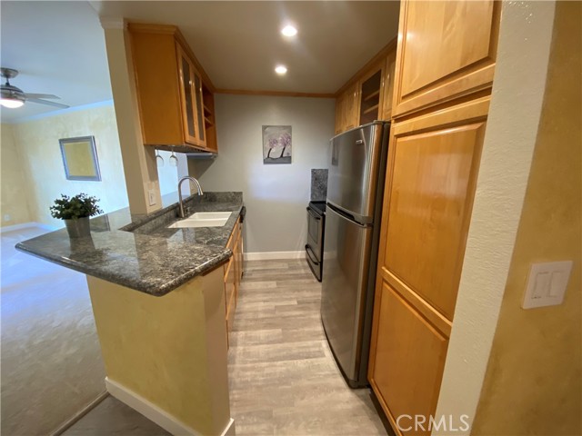 Detail Gallery Image 6 of 20 For 650 the Village #314,  Redondo Beach,  CA 90277 - 1 Beds | 1 Baths