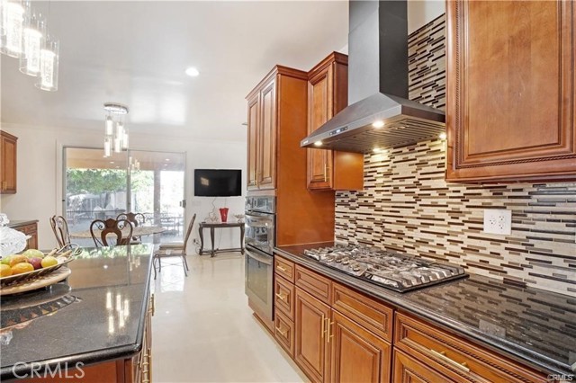 Detail Gallery Image 28 of 55 For 22329 Plummer St, Chatsworth,  CA 91311 - 4 Beds | 5 Baths
