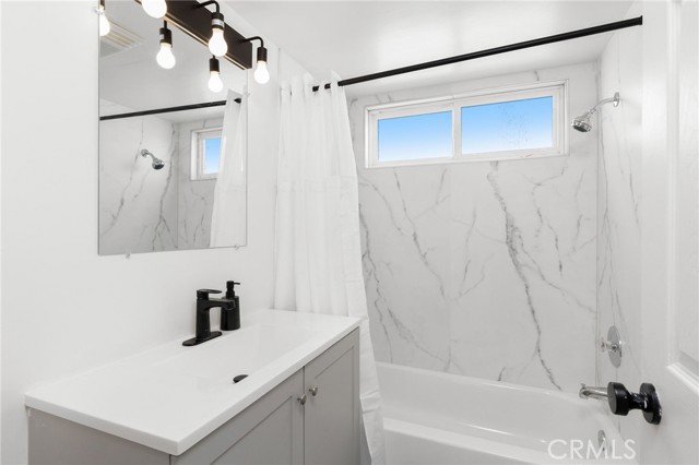 3316 Vista Drive, Manhattan Beach, California 90266, 4 Bedrooms Bedrooms, ,3 BathroomsBathrooms,Residential,Sold,Vista,SB22226244