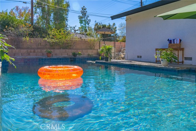 Detail Gallery Image 57 of 70 For 10660 Melvin Ave, Porter Ranch,  CA 91326 - 5 Beds | 3/1 Baths