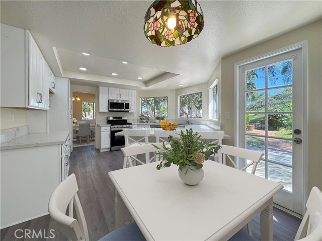 Detail Gallery Image 5 of 33 For 2366 Pepperdale Dr, Rowland Heights,  CA 91748 - 4 Beds | 3 Baths