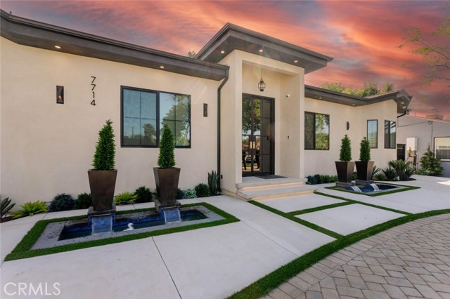 Detail Gallery Image 10 of 70 For 7714 Lasaine Ave, Northridge,  CA 91325 - 3 Beds | 4 Baths