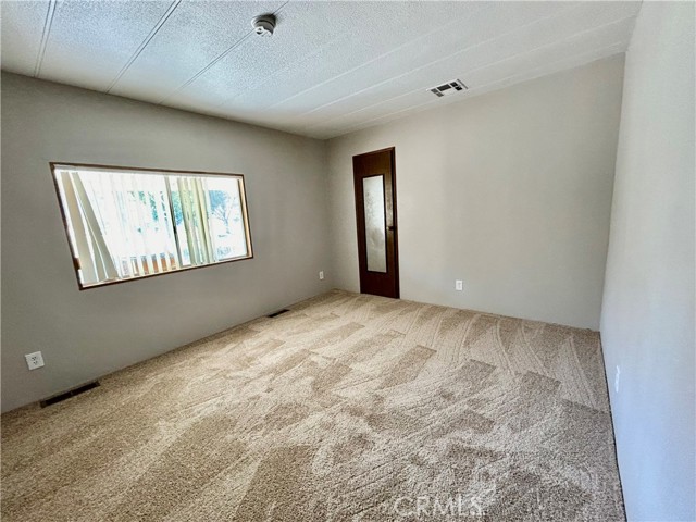 Detail Gallery Image 5 of 11 For 30947 Paradise Palm Ave, Homeland,  CA 92548 - 2 Beds | 2 Baths