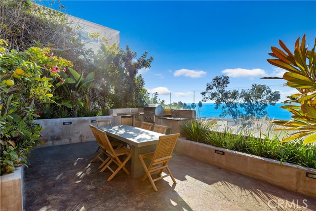 Detail Gallery Image 33 of 42 For 206 Grandview St, Laguna Beach,  CA 92651 - 3 Beds | 3 Baths