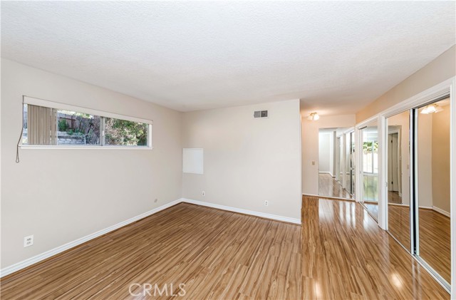 Detail Gallery Image 21 of 33 For 1616 Canyon Dr, Fullerton,  CA 92833 - 3 Beds | 2/1 Baths