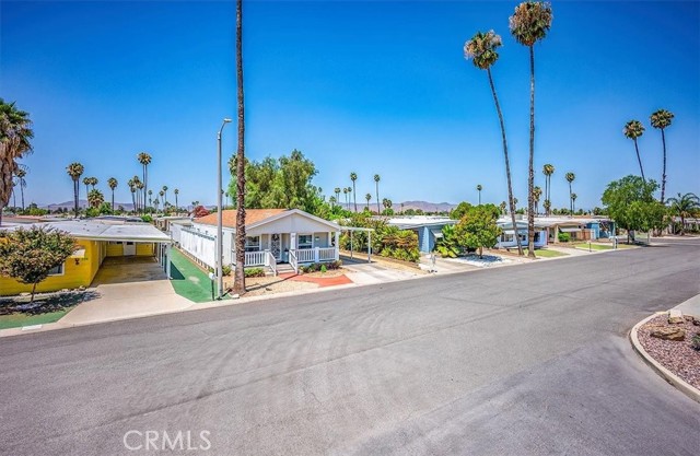Detail Gallery Image 32 of 42 For 540 Santa Lucia Dr, Hemet,  CA 92543 - 3 Beds | 2 Baths