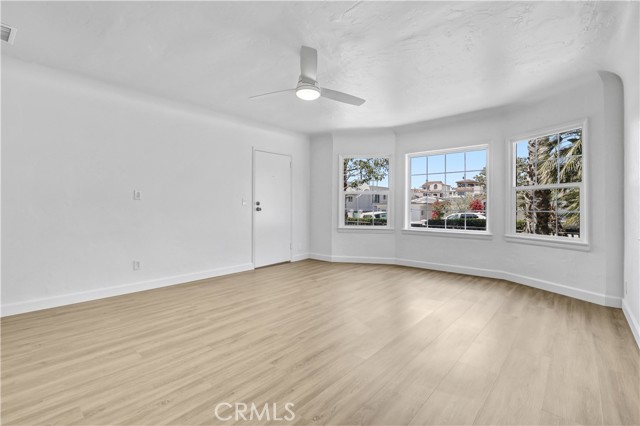 Detail Gallery Image 6 of 31 For 147 Avenida Rosa a,  San Clemente,  CA 92672 - 2 Beds | 1 Baths