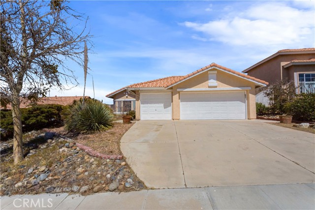 Detail Gallery Image 2 of 33 For 36472 30th St, Palmdale,  CA 93550 - 4 Beds | 2 Baths