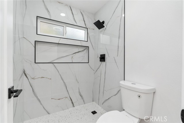 146 N Quail Lane, Orange CA: https://media.crmls.org/medias/7c7b473d-d8f5-4c9d-ad46-86c099524983.jpg