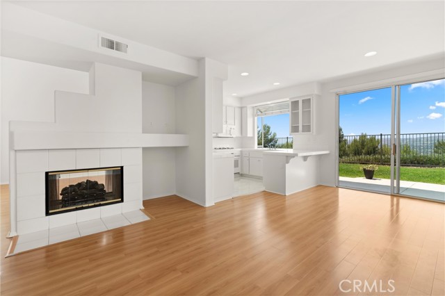 Detail Gallery Image 13 of 45 For 917 S Dylan Way, Anaheim Hills,  CA 92808 - 3 Beds | 2/1 Baths