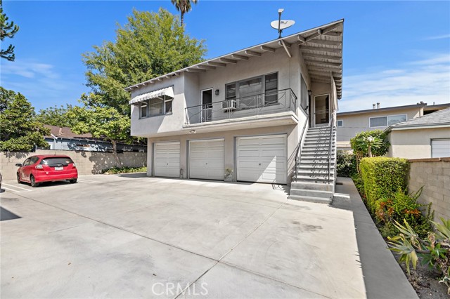1107 Okoboji Drive, Arcadia CA: https://media.crmls.org/medias/7c7c5f7f-0bfa-4962-a5ba-87cc6400aae7.jpg