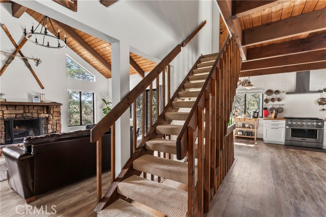 Detail Gallery Image 11 of 46 For 134 St Andrews Dr, Lake Arrowhead,  CA 92352 - 3 Beds | 2/1 Baths