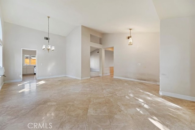 Detail Gallery Image 13 of 54 For 10049 Cartagena, Moreno Valley,  CA 92557 - 4 Beds | 2 Baths