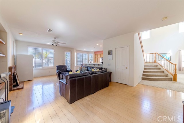 2161 S Ferrier Court, La Habra CA: https://media.crmls.org/medias/7c7dd2ef-5e35-4455-9376-6f9877733fb5.jpg