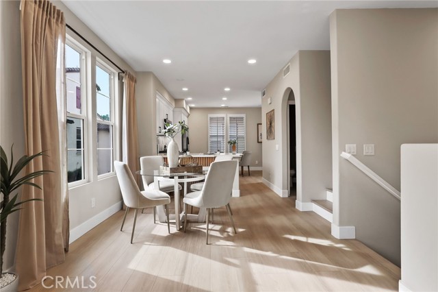 Detail Gallery Image 7 of 59 For 302 Tall Oak, Irvine,  CA 92603 - 3 Beds | 3/1 Baths